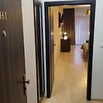 Besenova Apartment Apartament *