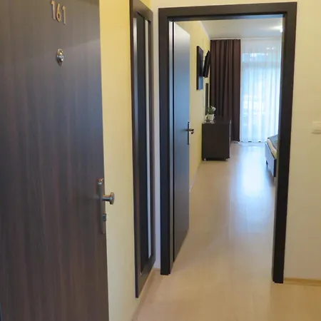 Besenova Apartment * Bešeňová